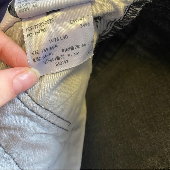 LEVI’S 501 skinny black jeans with raw edge hem - Picture 6 of 9